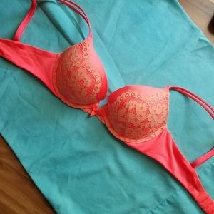 VS Very Sexy push up bra coral lace 32c